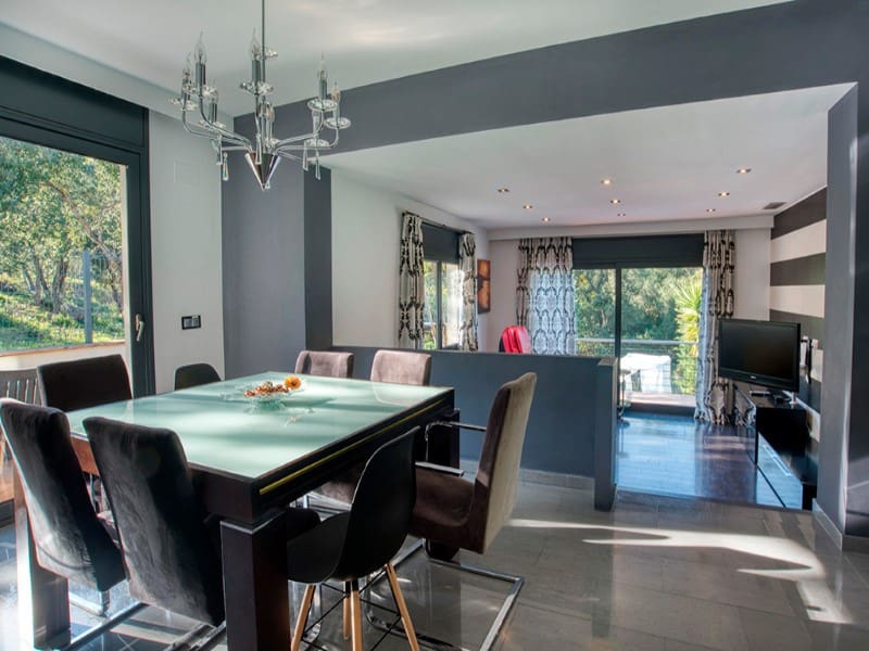 4 sypialnia Willa na sprzedaż w Platja d'Aro z basenem garażem - 749 000 € (Ref: 5122214)