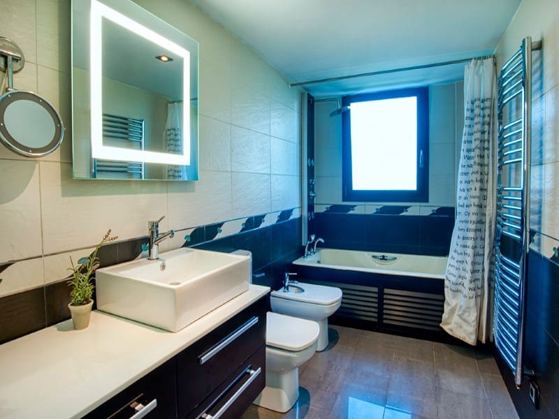 4 sypialnia Willa na sprzedaż w Platja d'Aro z basenem garażem - 749 000 € (Ref: 5122214)