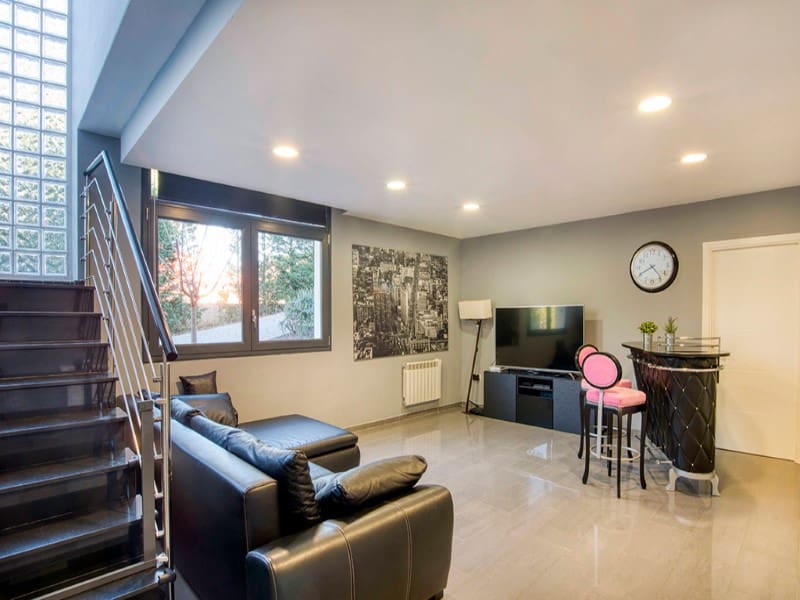 4 sypialnia Willa na sprzedaż w Platja d'Aro z basenem garażem - 749 000 € (Ref: 5122214)