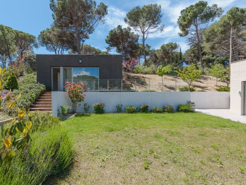 4 sypialnia Willa na sprzedaż w Blanes z basenem garażem - 1 250 000 € (Ref: 5122219)