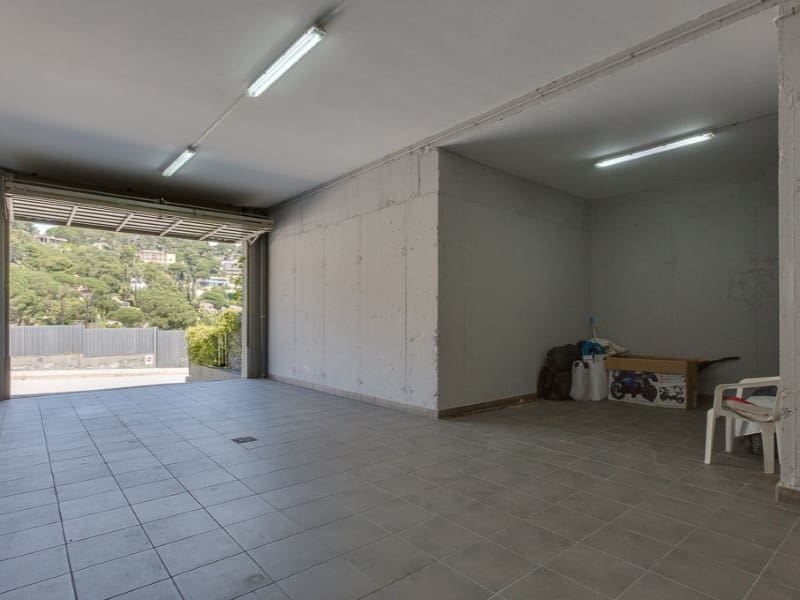 4 sypialnia Willa na sprzedaż w Blanes z basenem garażem - 1 250 000 € (Ref: 5122219)