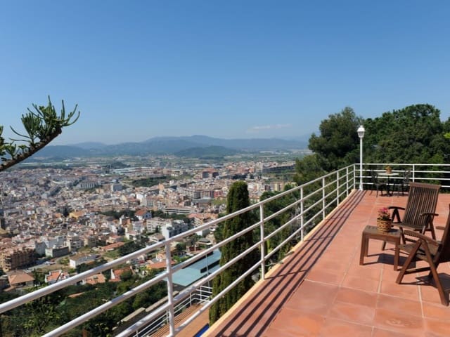 4 soveværelse Villa til salg i Blanes med swimmingpool garage - € 900.000 (Ref: 5122220)