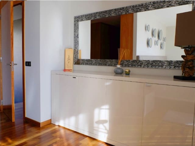 5 soveværelse Villa til salg i Canyelles, Lloret de Mar med swimmingpool garage - € 1.900.000 (Ref: 5122227)