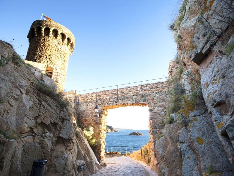 8 soverom Villa til salgs i Lloret de Mar med svømmebasseng garasje - € 1 900 000 (Ref: 5122238)