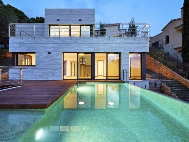 4 soverom Villa til salgs i Lloret de Mar med svømmebasseng garasje - € 1 800 000 (Ref: 5122242)