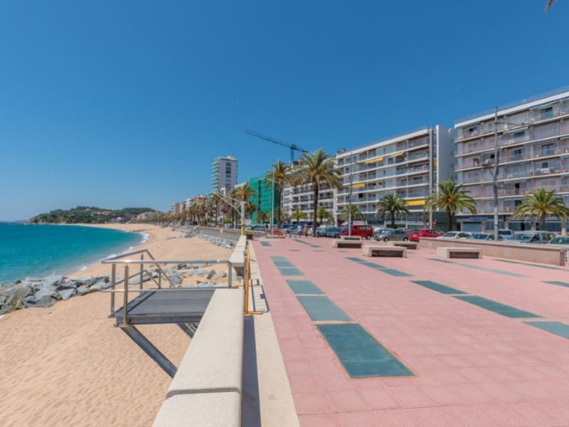 4 soverom Villa til salgs i Lloret de Mar med svømmebasseng garasje - € 1 800 000 (Ref: 5122242)