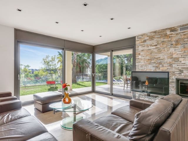 4 soverom Villa til salgs i Roca Grossa, Lloret de Mar med svømmebasseng garasje - € 1 250 000 (Ref: 5122249)