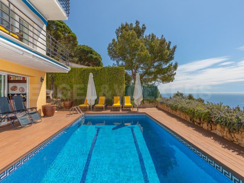 5 chambre Villa/Maison à vendre à Blanes avec garage - 2 200 000 € (Ref: 5122257)