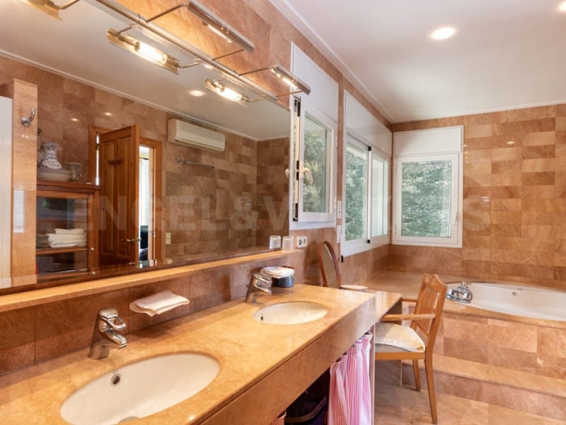 5 chambre Villa/Maison à vendre à Blanes avec garage - 2 200 000 € (Ref: 5122257)