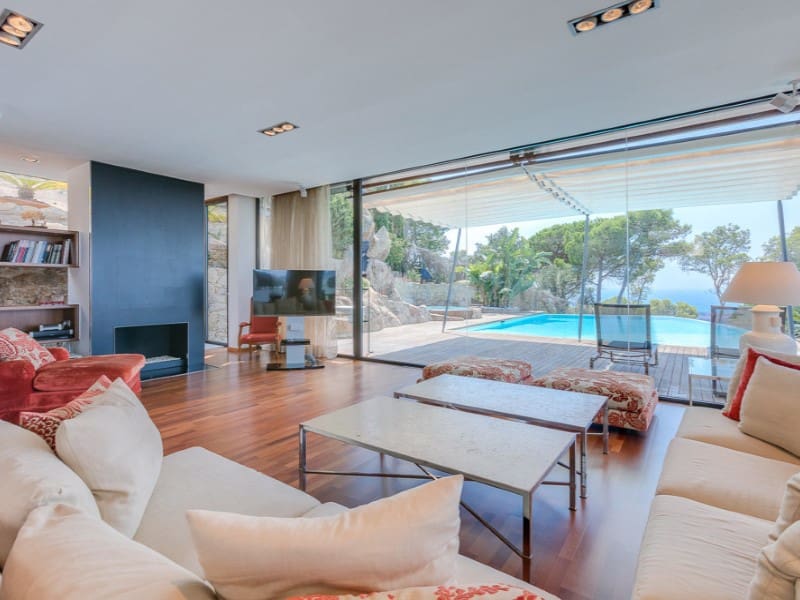 6 soverom Villa til salgs i Lloret de Mar med svømmebasseng garasje - € 1 990 000 (Ref: 5122273)