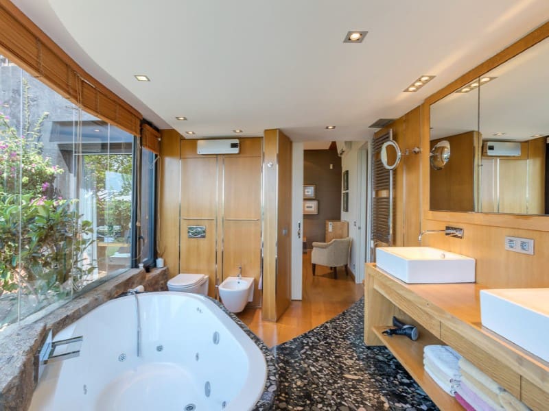 6 soverom Villa til salgs i Lloret de Mar med svømmebasseng garasje - € 1 990 000 (Ref: 5122273)