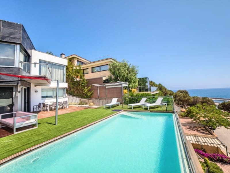 4 soveværelse Villa til salg i Blanes med swimmingpool garage - € 2.000.000 (Ref: 5122281)