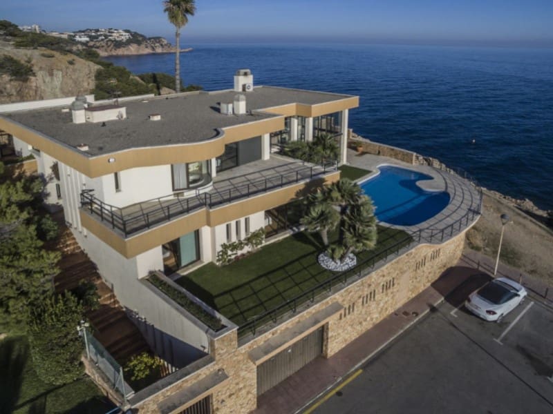 5 bedroom Villa for sale in Sant Feliu de Guixols with pool garage - € 6,000,000 (Ref: 5122284)