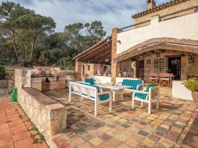 9 sypialnia Willa na sprzedaż w Santa Cristina d'Aro z basenem - 1 800 000 € (Ref: 7445732)