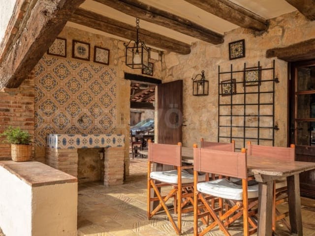 9 sypialnia Willa na sprzedaż w Santa Cristina d'Aro z basenem - 1 800 000 € (Ref: 7445732)