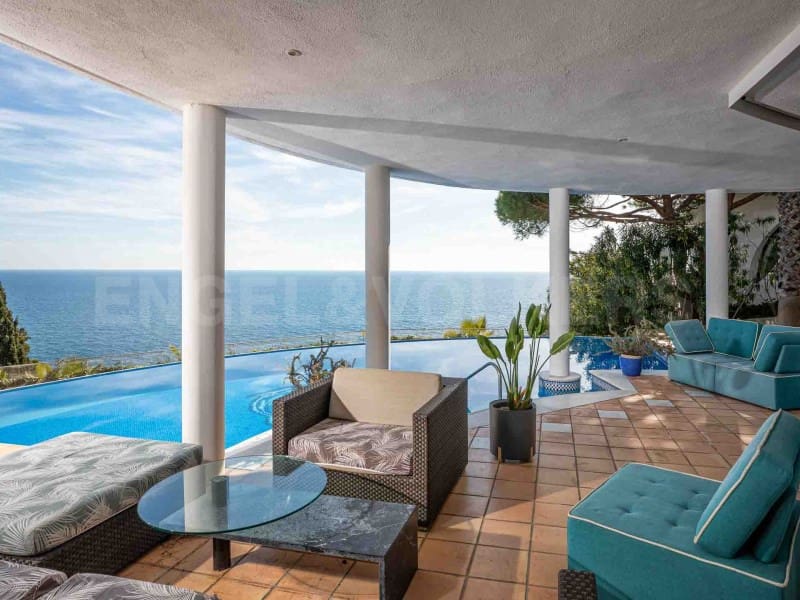 4 quarto Moradia para venda em Lloret de Mar com piscina - 2 950 000 € (Ref: 7445734)