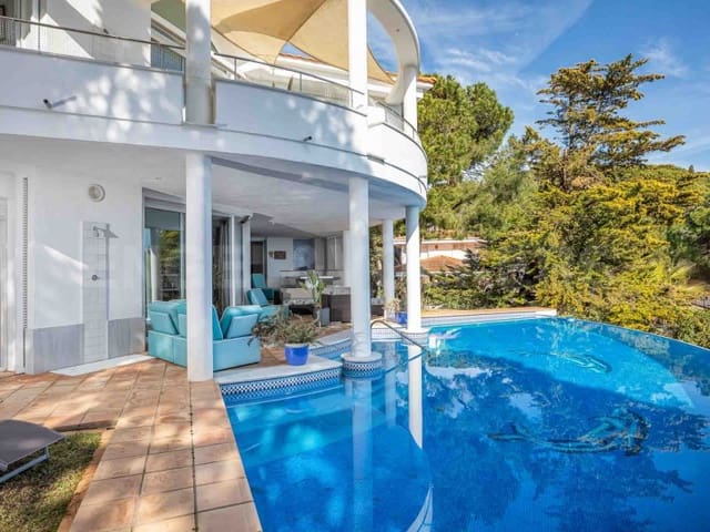 4 quarto Moradia para venda em Canyelles, Lloret de Mar com piscina - 2 950 000 € (Ref: 7445734)
