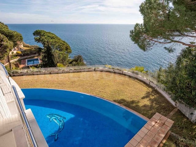 4 quarto Moradia para venda em Canyelles, Lloret de Mar com piscina - 2 950 000 € (Ref: 7445734)