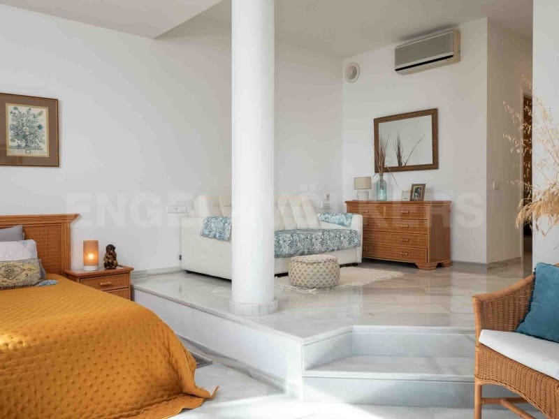 4 quarto Moradia para venda em Lloret de Mar com piscina - 2 950 000 € (Ref: 7445734)