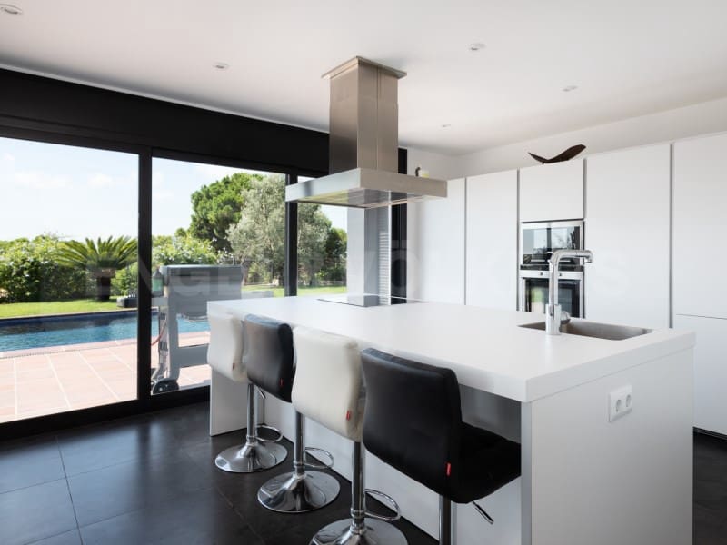 4 soveværelse Villa til salg i Lloret de Mar med swimmingpool garage - € 1.200.000 (Ref: 7445754)