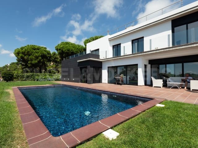 4 soverom Villa til salgs i Roca Grossa, Lloret de Mar med svømmebasseng garasje - € 1 200 000 (Ref: 7445754)