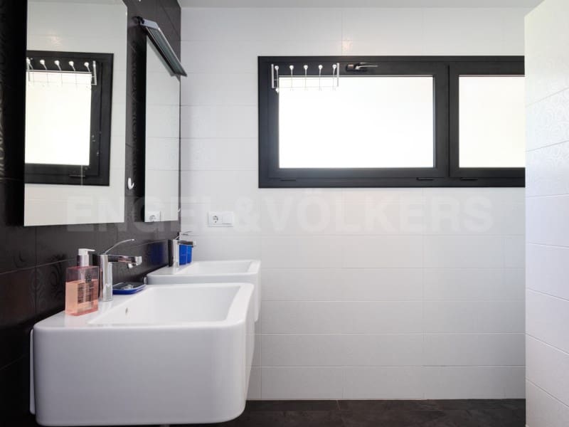 4 soveværelse Villa til salg i Lloret de Mar med swimmingpool garage - € 1.200.000 (Ref: 7445754)