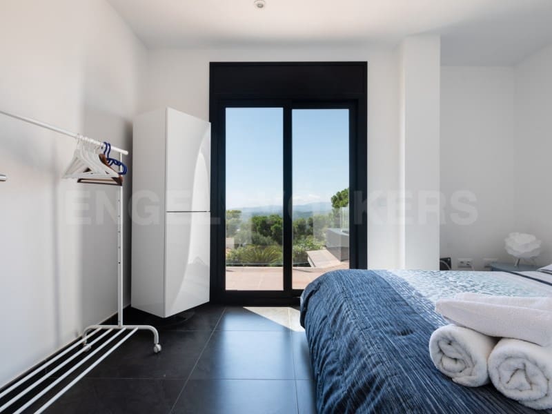 4 soveværelse Villa til salg i Lloret de Mar med swimmingpool garage - € 1.200.000 (Ref: 7445754)