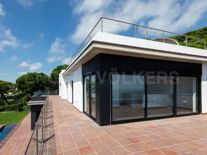 4 soveværelse Villa til salg i Lloret de Mar med swimmingpool garage - € 1.200.000 (Ref: 7445754)