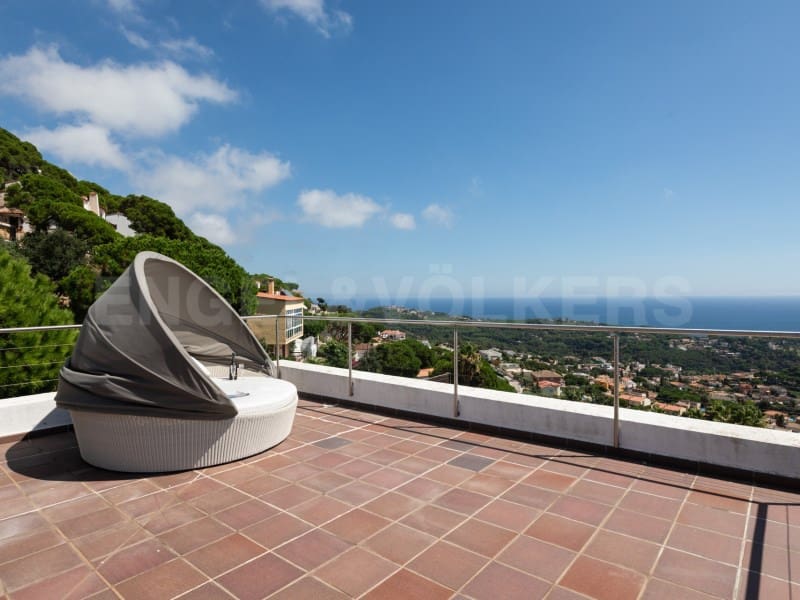 4 soveværelse Villa til salg i Lloret de Mar med swimmingpool garage - € 1.200.000 (Ref: 7445754)