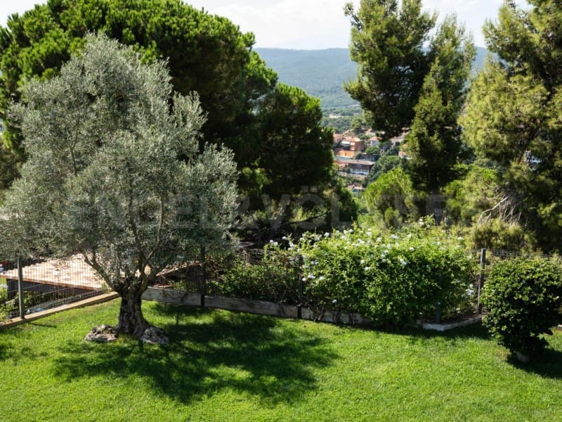 4 soveværelse Villa til salg i Lloret de Mar med swimmingpool garage - € 1.200.000 (Ref: 7445754)