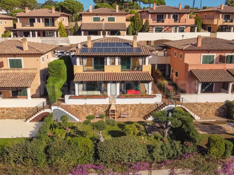 4 Zimmer Villa zu verkaufen in Tossa de Mar - 950.000 € (Ref: 7445755)