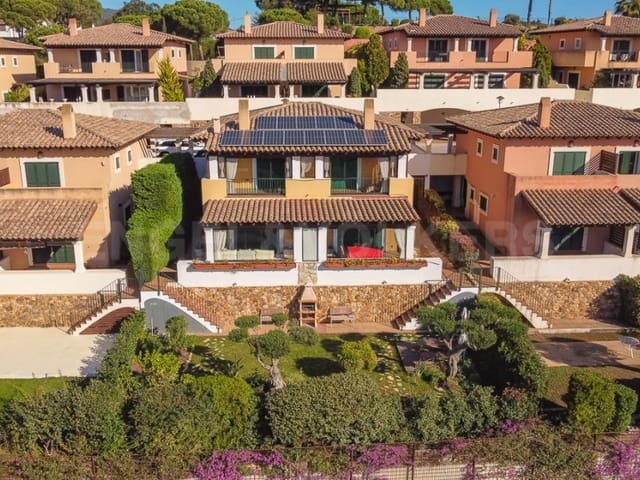 4 Zimmer Villa zu verkaufen in Tossa de Mar - 950.000 € (Ref: 7445755)
