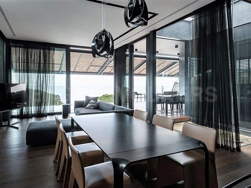 6 soverom Villa til salgs i Lloret de Mar med svømmebasseng garasje - € 4 500 000 (Ref: 7445765)