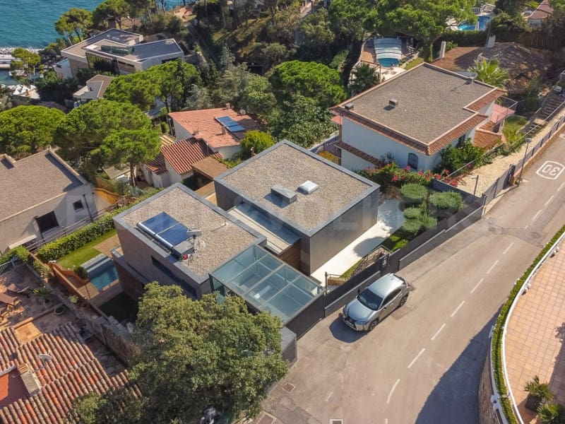 6 soverom Villa til salgs i Lloret de Mar med svømmebasseng garasje - € 4 500 000 (Ref: 7445765)