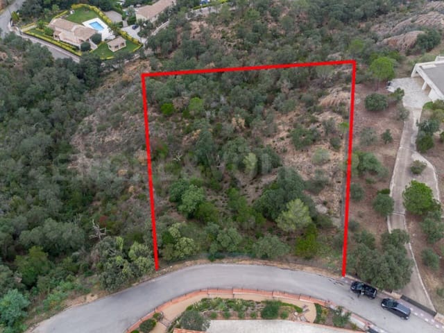 Grunde uden byggetilladelser til salg i Santa Cristina d'Aro - € 260.000 (Ref: 7445769)
