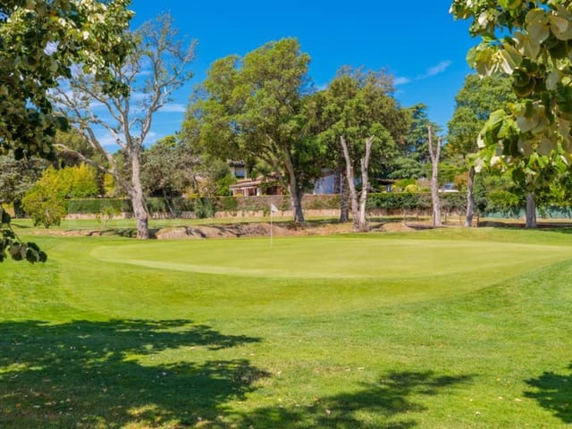 Grunde uden byggetilladelser til salg i Santa Cristina d'Aro - € 260.000 (Ref: 7445769)