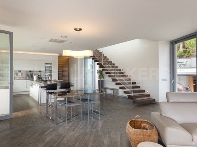 3 chambre Villa/Maison à vendre à Tossa de Mar avec piscine garage - 1 315 000 € (Ref: 7445790)