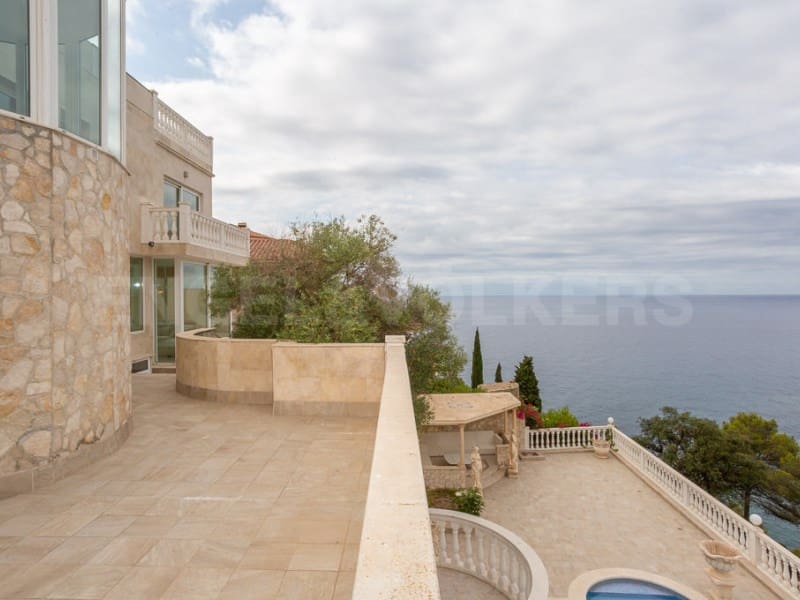 4 soveværelse Villa til salg i Lloret de Mar med swimmingpool - € 2.900.000 (Ref: 7445797)