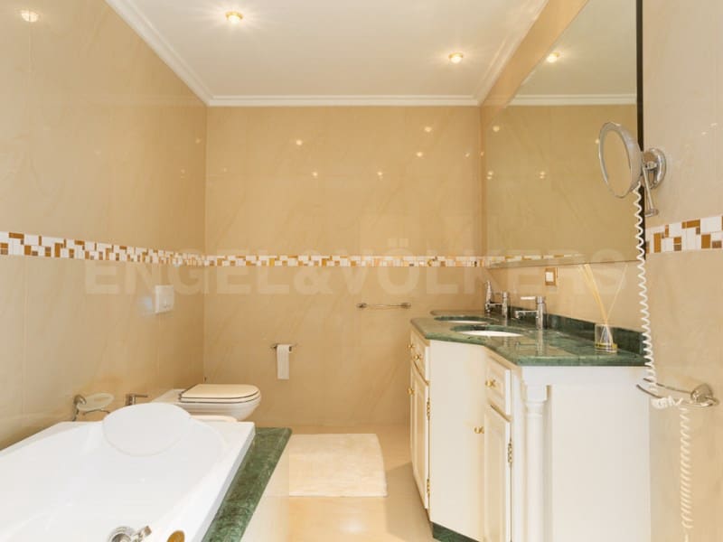 4 soveværelse Villa til salg i Lloret de Mar med swimmingpool - € 2.900.000 (Ref: 7445797)