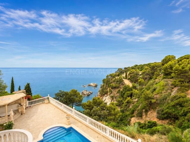 4 soveværelse Villa til salg i Canyelles, Lloret de Mar med swimmingpool - € 2.900.000 (Ref: 7445797)