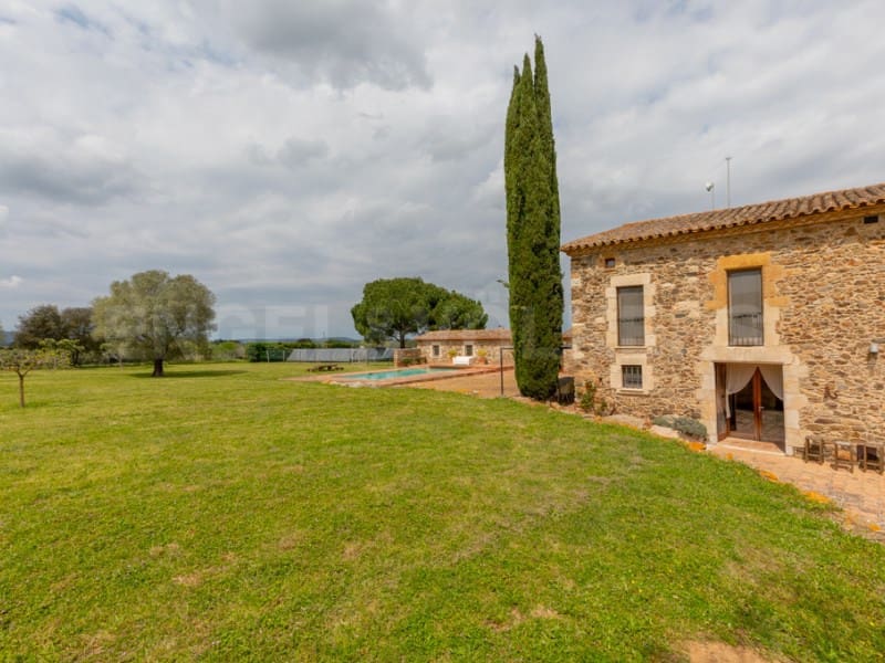 4 quarto Quinta/Casa Rural para venda em La Bisbal d'Emporda com piscina - 3 200 000 € (Ref: 7445826)