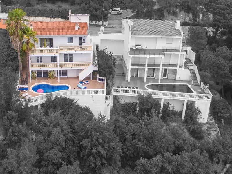4 soveværelse Villa til salg i Lloret de Mar med swimmingpool garage - € 660.000 (Ref: 7445849)
