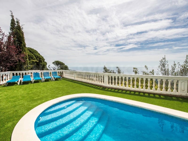 4 soveværelse Villa til salg i Lloret de Mar med swimmingpool garage - € 660.000 (Ref: 7445849)