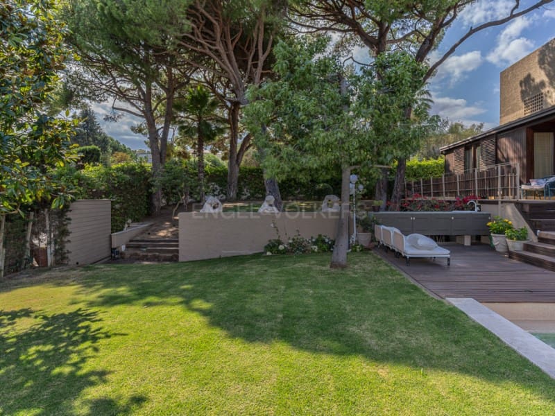 7 soveværelse Villa til salg i S'Agaro med swimmingpool garage - € 4.650.000 (Ref: 7445872)