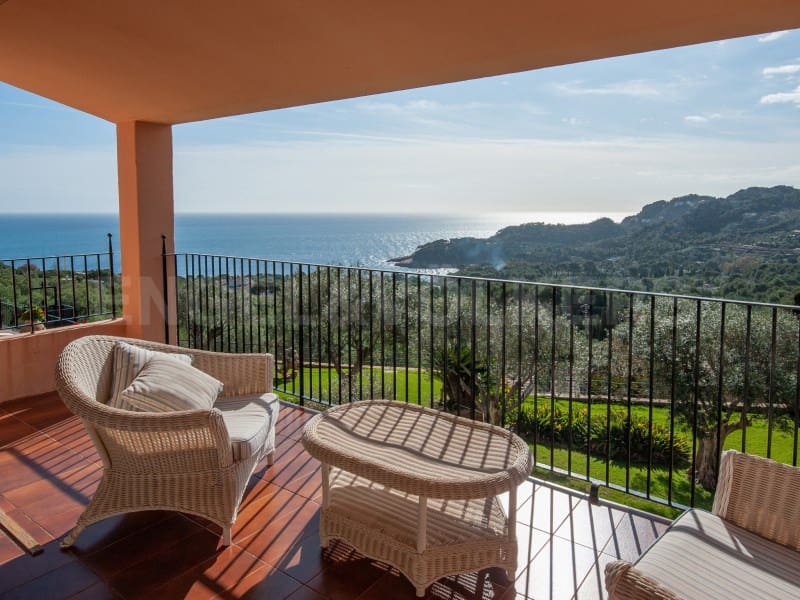 6 Zimmer Villa zu verkaufen in Begur mit Pool Garage - 3.850.000 € (Ref: 7445883)