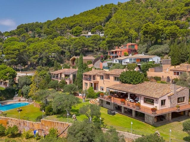 7 bedroom Villa for sale in Begur with pool garage - € 5,000,000 (Ref: 7445883)