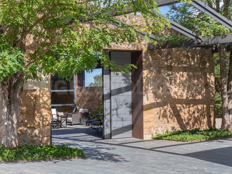 6 soveværelse Finca/Landehus til salg i Forallac med swimmingpool - € 4.900.000 (Ref: 7445898)