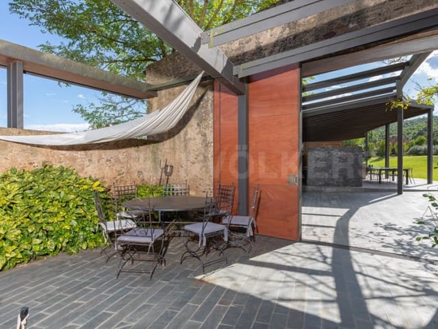 6 soveværelse Finca/Landehus til salg i Forallac med swimmingpool - € 4.900.000 (Ref: 7445898)