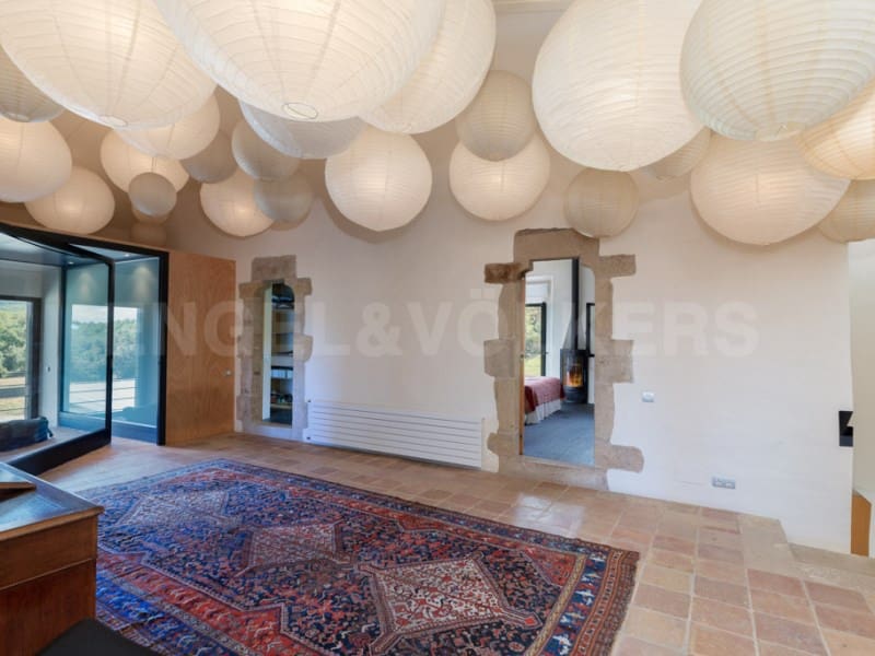 6 soveværelse Finca/Landehus til salg i Forallac med swimmingpool - € 4.900.000 (Ref: 7445898)