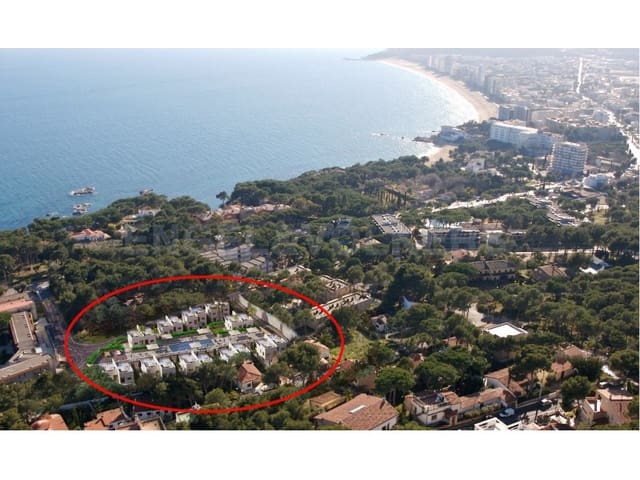 Erhverv til salg i Platja d'Aro, Castell-Platja d'Aro med swimmingpool garage - € 8.500.000 (Ref: 7445903)